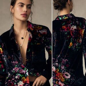 Anthropologie The Hadley Velvet Relaxed Buttondown Shirt in Black Motif, size XS